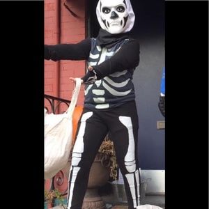 Kids Halloween Fortnight Skull Trooper costume mask/shirt /hand painted pants
